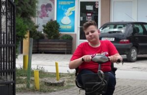 Запознајте го Ренато