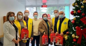 Лајонсите донираа пакетче за секое дете