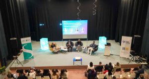 ФРИЛЕНСЕРИТЕ НЕ ЧЕКААТ МОЖНОСТИ, ТУКУ ГИ СОЗДАВААТ